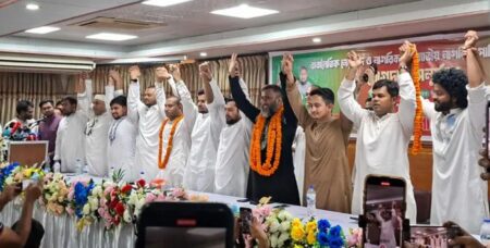 আনুষ্ঠানিকভাবে এনসিপিতে যোগ দিলেন কনটেন্ট ক্রিয়েটর কাফি-রনি যোগ