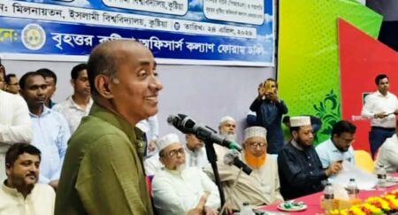দোষারোপ ও হানাহানির রাজনীতি থেকে বেরিয়ে আসতে চায় সরকার : আইনমন্ত্রী রাজনীতি
