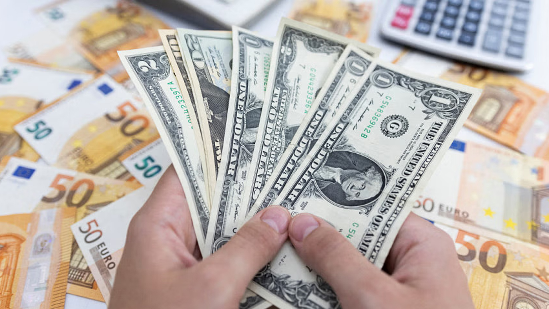 রেমিট্যান্সে রেকর্ড গড়েছে বাংলাদেশ, এসেছে ইতিহাসে সর্বোচ্চ