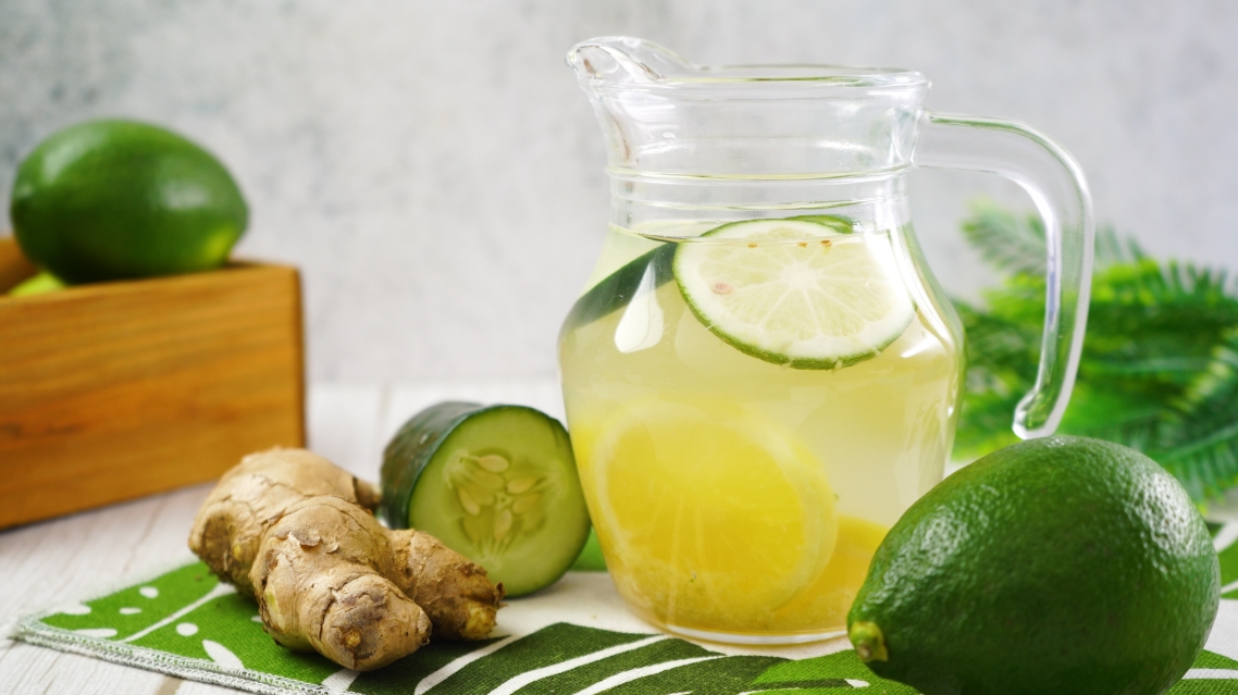 প্রতিদিন লেবু পানি খাওয়ার উপকারিতা ও স্বাস্থ্যগুণ