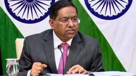 জ্বালানি সংকটে প্রতিবেশীদের সহযোগিতা অব্যাহত রেখেছে ভারত: রণধীর জয়সোয়াল সহযোগিতা অব্যাহত