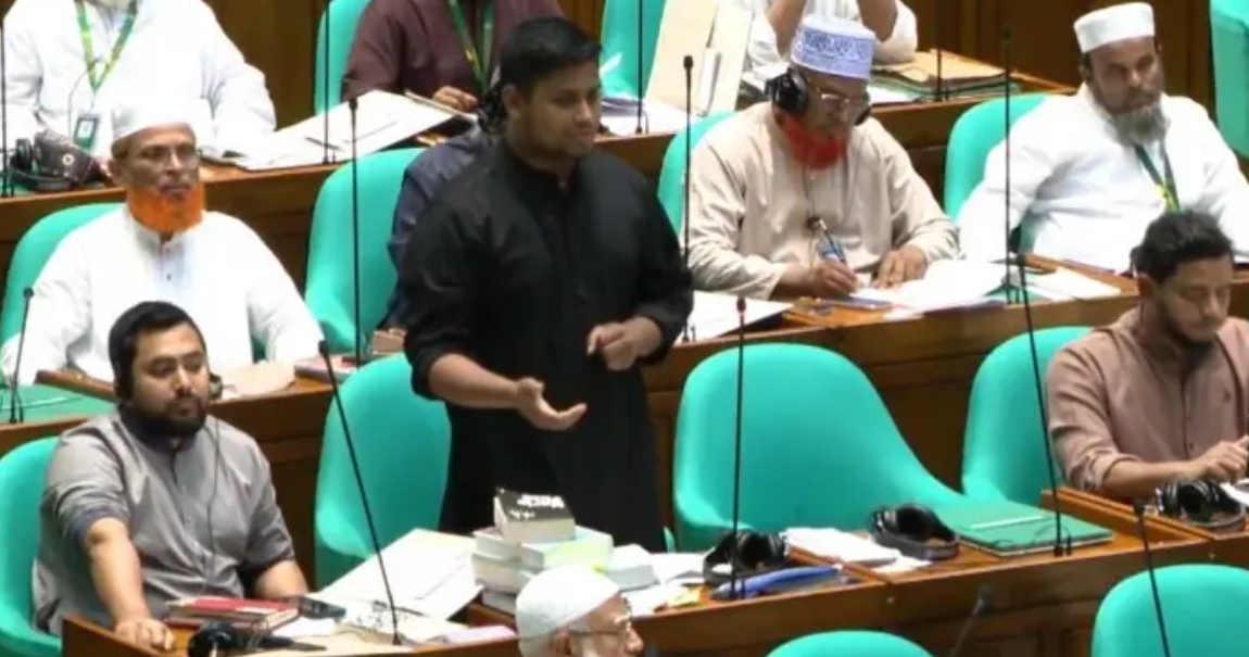 সংসদে দাঁড়িয়ে সংসদ সদস্যদের জন্য গাড়ি চাইলেন হাসনাত আবদুল্লাহ