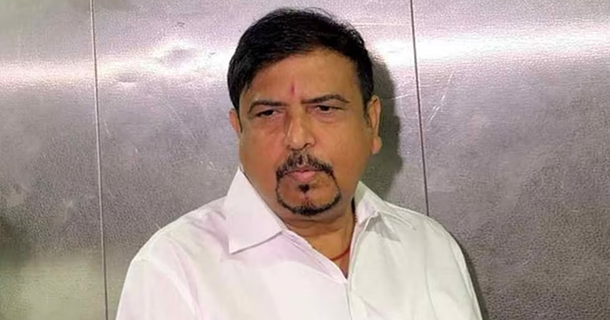 পশ্চিমবঙ্গের সাবেক মন্ত্রী ও তৃণমূল নেতা সুজিত বসু গ্রেপ্তার গ্রেপ্তার