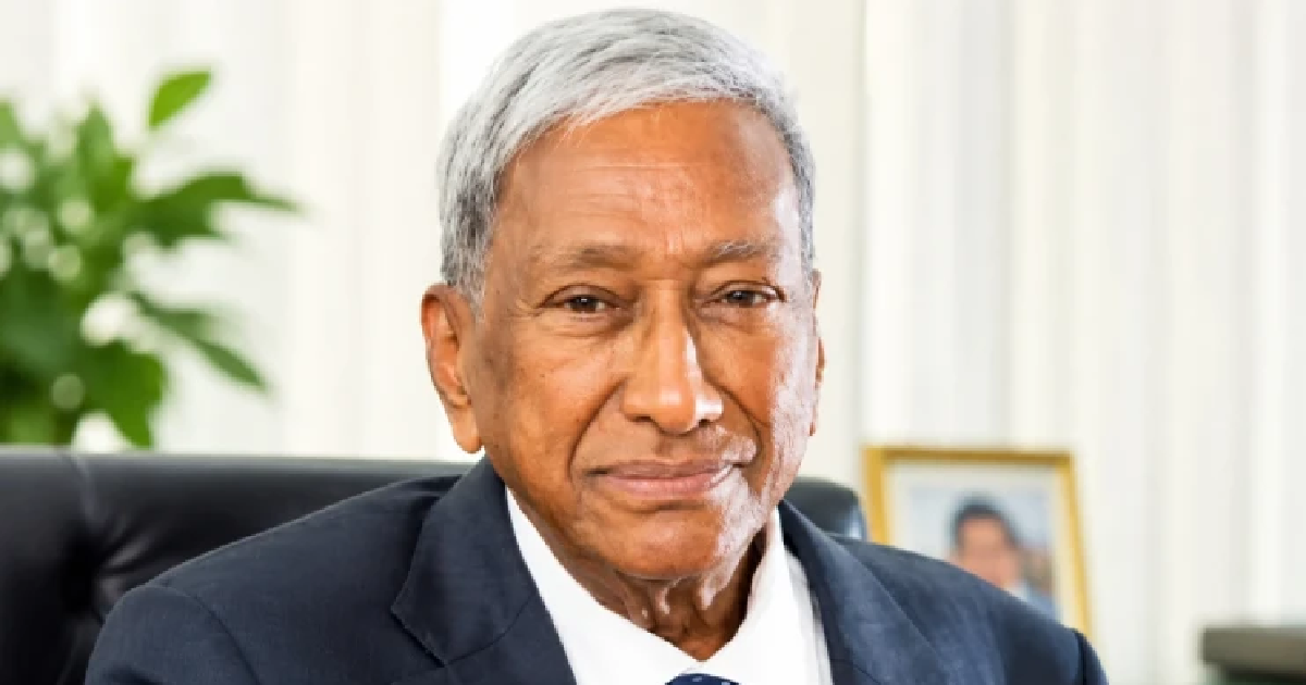মারা গেছেন