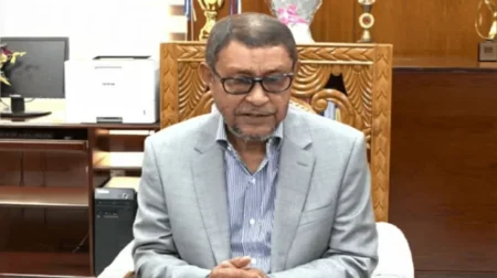 চিকিৎসকদের নিরাপত্তায় প্রতিটি হাসপাতালে সশস্ত্র কর্মী নিয়োগের ঘোষণা স্বাস্থ্যমন্ত্রীর সশস্ত্র কর্মী