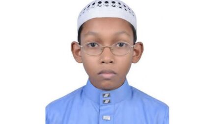 মাদ্রাসা শিক্ষার্থী