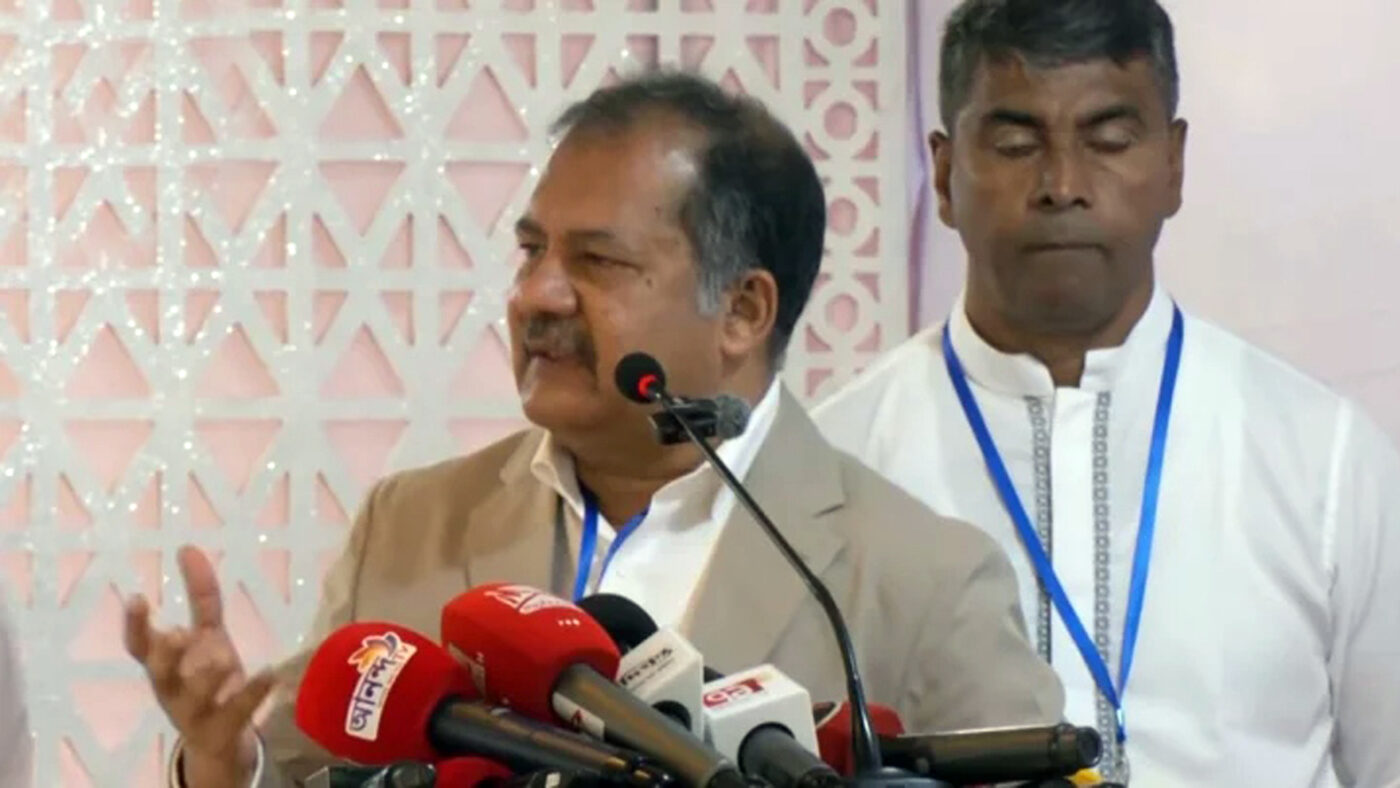 তথ্যমন্ত্রী