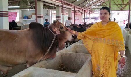 নারী উদ্যাক্তা ফারিয়া