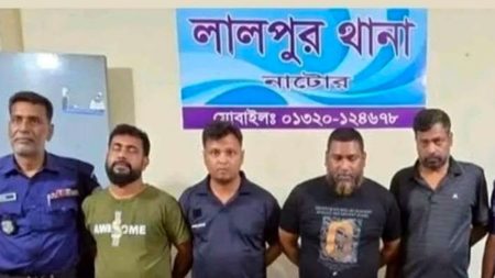 ব্যবসায়ীর কাছ থেকে ১ কোটি ৭০ লাখ চাঁদা নেওয়ার অভিযোগ, যুবদল নেতাসহ গ্রেফতার ৪ চাঁদা নেওয়া