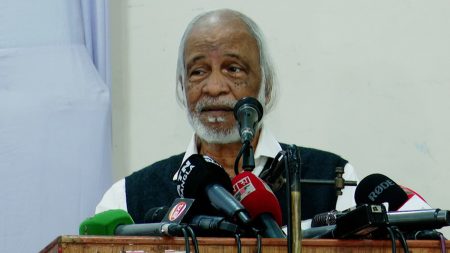 মঈন খান