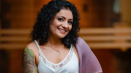 অভিনেত্রীর আক্ষেপ