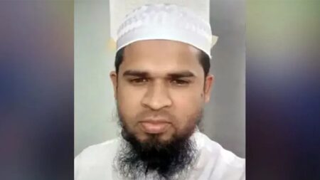মাদ্রাসা শিক্ষক