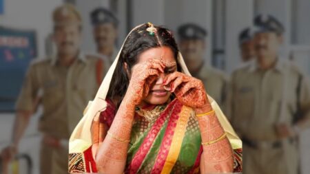 তরুণী