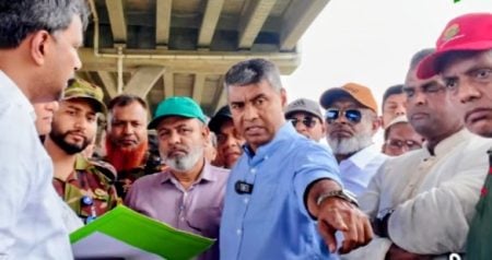 নিকুঞ্জ-টানপাড়ার জলাবদ্ধতা নিরসনে সেই সুইসগেট অবশেষে অপসারণের উদ্যোগ নিকুঞ্জ-টানপাড়ার জলাবদ্ধতা