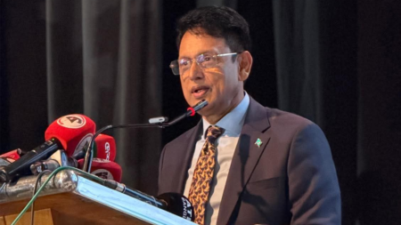 শিক্ষামন্ত্রী