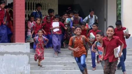 স্কুল-কলেজের চেয়ে মাদ্রাসায় ঈদের ছুটি ৫ দিন বেশি মাদ্রাসা