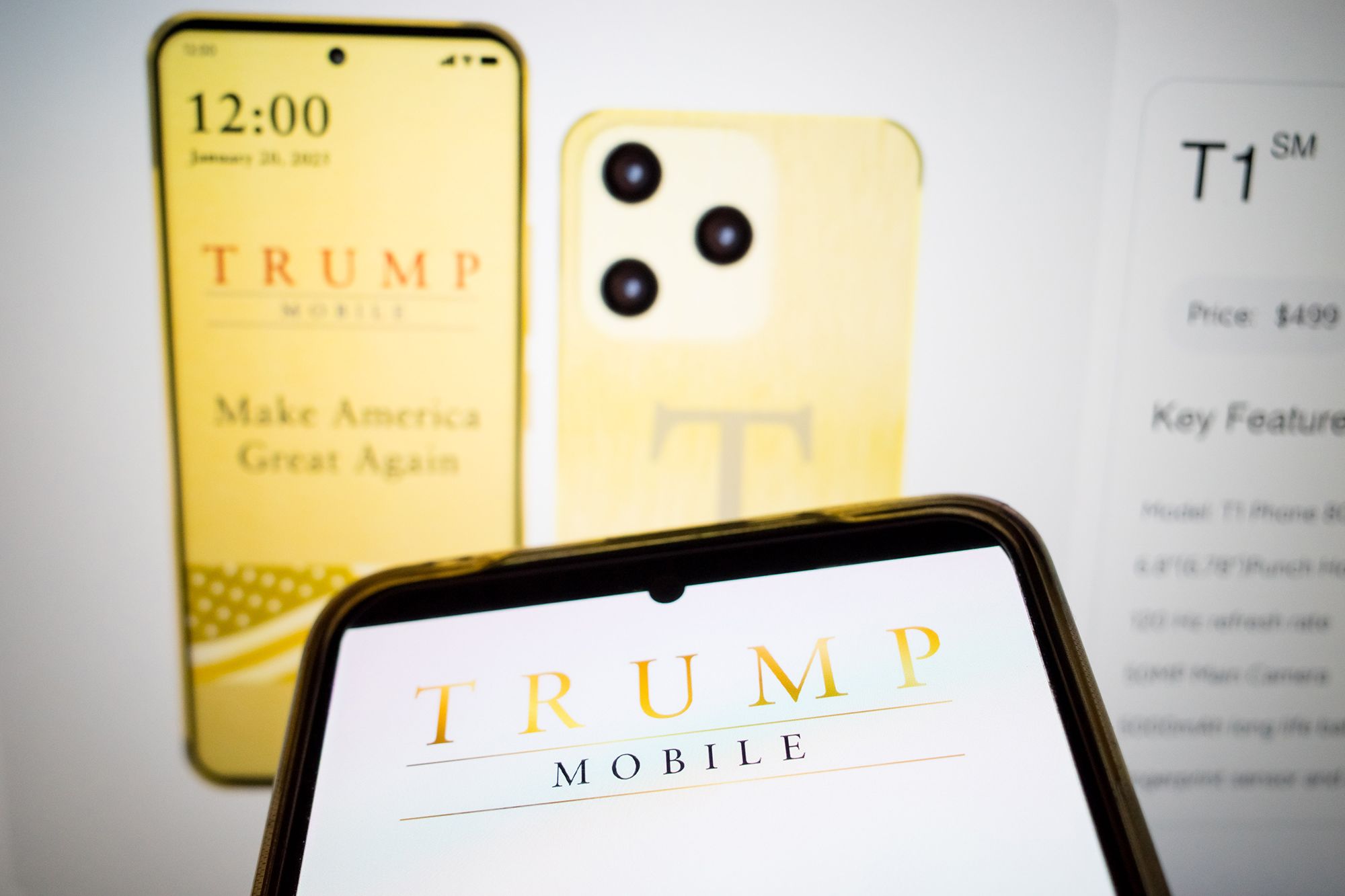 trump phones