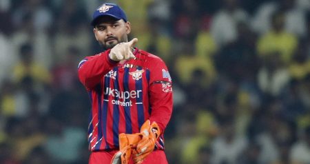 লক্ষ্ণৌ সুপার জায়ান্টসের নেতৃত্ব থেকে সরে দাঁড়ালেন ঋষভ পন্ত ঋষভ