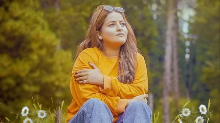 বিয়ের প্রস্তাব প্রত্যাখ্যান করায় জনপ্রিয় গায়িকাকে খুন! গায়িকাকে খুন