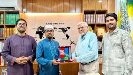 শিবির সভাপতির সঙ্গে পাকিস্তান জামায়াত নেতার সাক্ষাৎ জামায়াত নেতার সাক্ষাৎ
