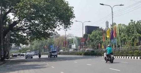 বায়ুদূষণ তালিকায় দিল্লি শীর্ষে, ঢাকা ৮ নম্বরে দিল্লি