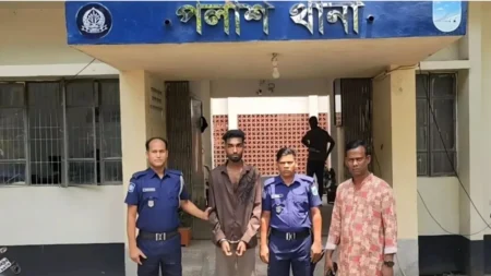স্কুলছাত্রীকে তুলে নিয়ে ধর্ষণ, গ্রেপ্তার ১ ধর্ষণ