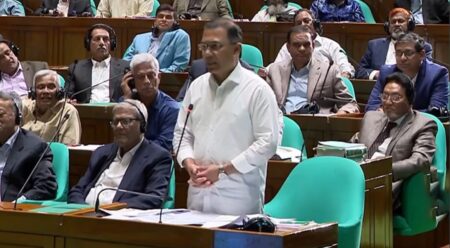 স্নাতক পর্যন্ত নারী শিক্ষা বিনামূল্যে ঘোষণা সরকারের নারী শিক্ষা