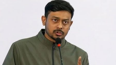 নাসীরুদ্দীন পাটওয়ারীর ওপর হামলা, ৮ জনের নামে মামলা নাসীরুদ্দীন পাটওয়ারীর