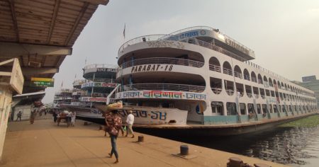 ঈদযাত্রায় সদরঘাটে প্রস্তুত ১৭২ লঞ্চ প্রস্তুত রাখা হয়েছে