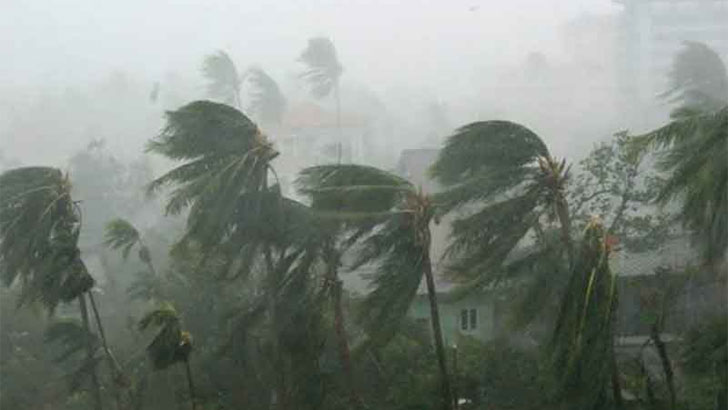 বজ্রবৃষ্টির আভাস