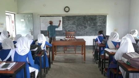 ভুয়া