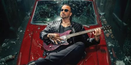 হলভর্তি দর্শক, কিন্তু কেন বিতর্কে শাকিব খানের ‘রকস্টার’? শাকিব