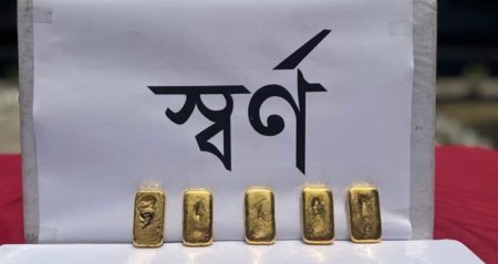 চুয়াডাঙ্গা সীমান্তে সোয়া কোটি টাকার সোনাসহ একজন আটক সোনা