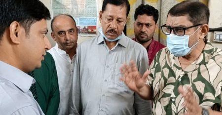 হাসপাতালের স্টাফদের অসৌজন্যমূলক আচরণ করলে ব্যবস্থা নেয়া হবে: স্বাস্থ্যমন্ত্রী আচরণ