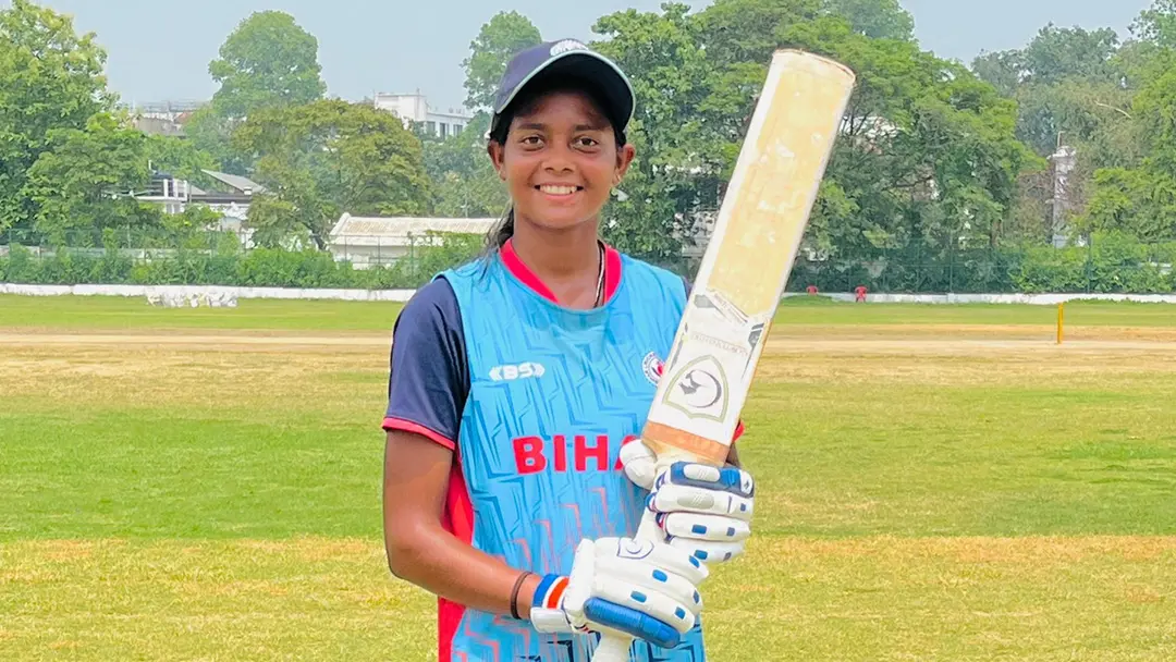 নারী ক্রিকেটে ১২৬ বলে ৩০৬ করলেন অক্ষরা গুপ্তা অক্ষরা
