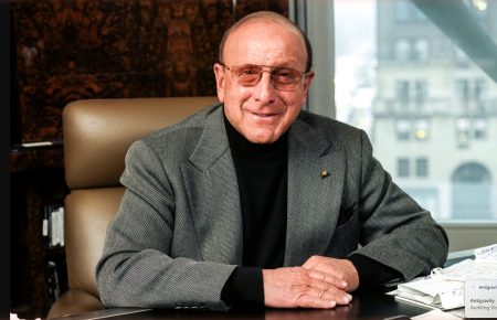 Clive Davis, Record Executive Who Discovered Whitney Houston, Dies at 94