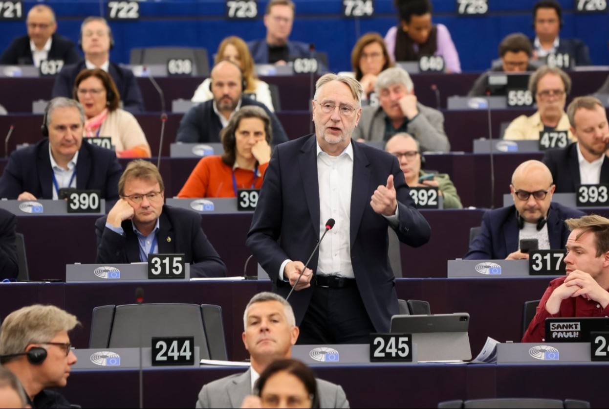 EU Parliament Votes 440 to 151 to Ratify US Trade Deal Ahead of July 4 Deadline