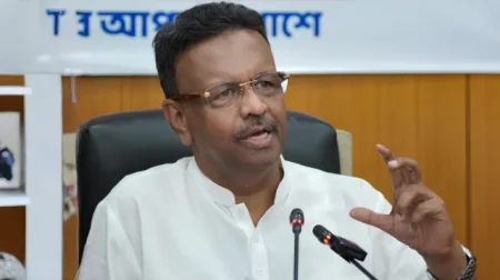 পদ ছাড়লেন কলকাতার মেয়র, জানালেন কারণ পদ ছাড়লেন