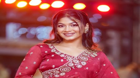 অভিনেত্রী পারসা ইভানা