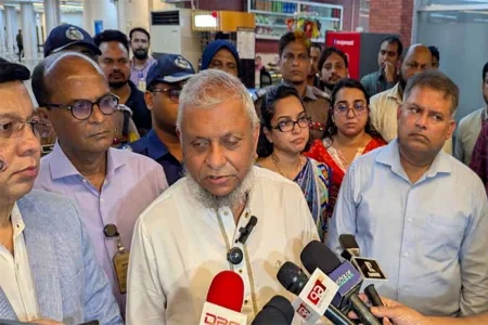 জুলাইয়ের মধ্যে মালয়েশিয়ার শ্রমবাজার নিয়ে সুখবর আসবে : শ্রমমন্ত্রী শ্রমমন্ত্রী
