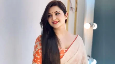 কীসের ইঙ্গিত দিলেন পরীমণি পরীমণি