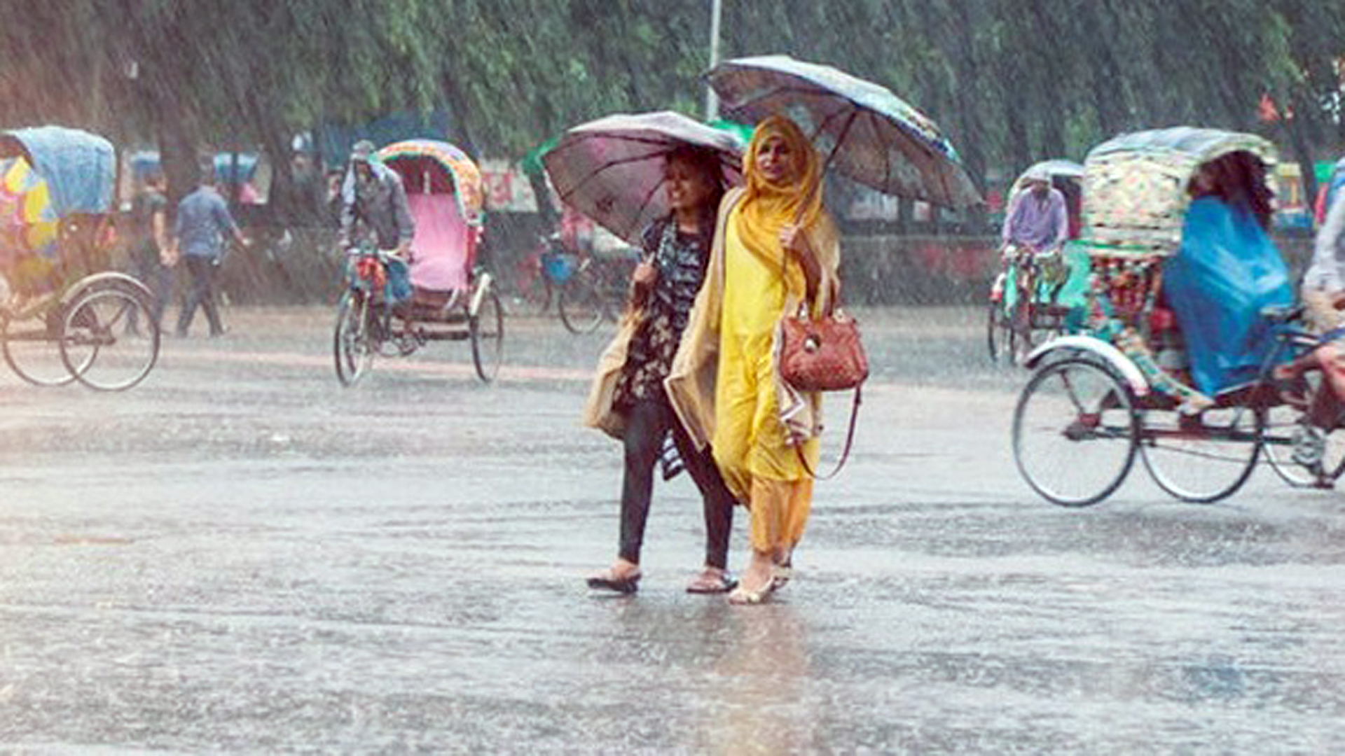 তাপপ্রবাহ ও বৃষ্টির যে বার্তা দিল আবহাওয়া অফিস তাপপ্রবাহ ও বৃষ্টি