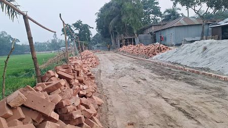 প্রধানমন্ত্রীর জন্য রাস্তা বানাতে ‘ইটভাড়া’ নিয়েছিল এলজিইডি প্রধানমন্ত্রী