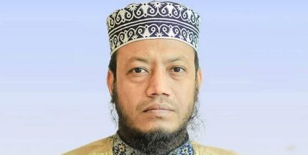আমির হামজার স্ত্রীকে প্রকাশ্যে হত্যার হুমকি দেওয়ার অভিযোগ আমির হামজার স্ত্রী