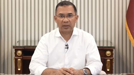 প্রতিষ্ঠানের নাম পাল্টে মায়ের নামে করার প্রস্তাব নাকচ করলেন প্রধানমন্ত্রী প্রধানমন্ত্রী