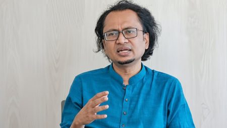 দিল্লি বিমানবন্দরে প্রধানমন্ত্রীর উপদেষ্টার সঙ্গে যা ঘটেছিল প্রধানমন্ত্রীর উপদেষ্টা