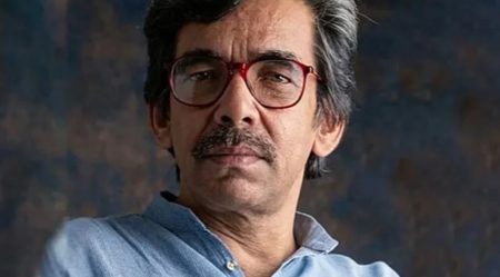 গণসংগীত শিল্পী কামরুদ্দীন আবসারকে শহীদ বুদ্ধিজীবী কবরস্থানে দাফন কামরুদ্দীন
