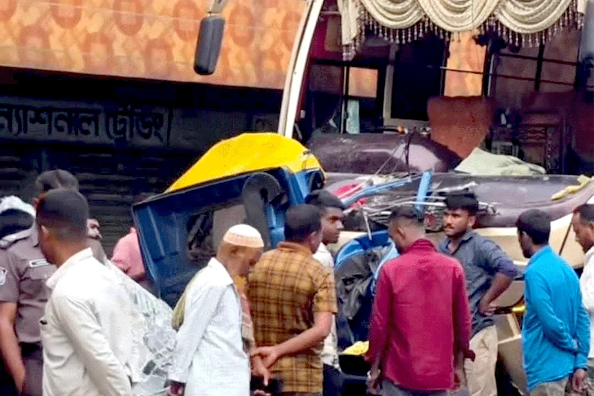 চালক