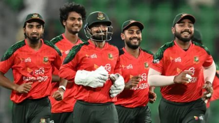 টি-টোয়েন্টি