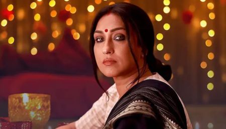 ‘কিছু রাত নিঃশব্দে আসে, আর বদলে দেয় সবকিছু’ রাত